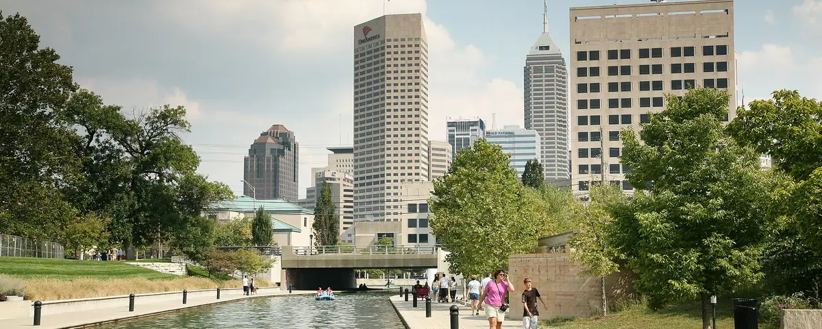 Indiana: Central Canal and Indianapolis skyline